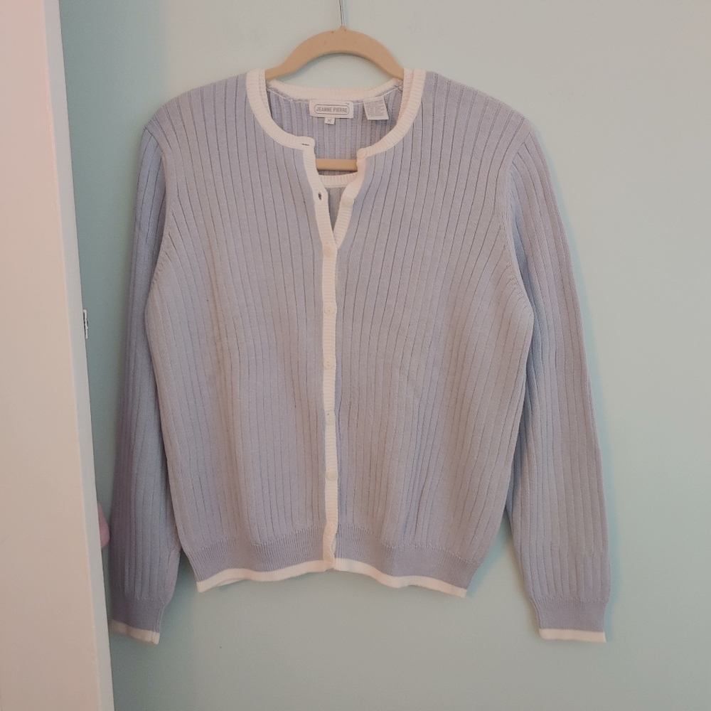 NWOT Jeanne Pierre, M, sweater set, light blue